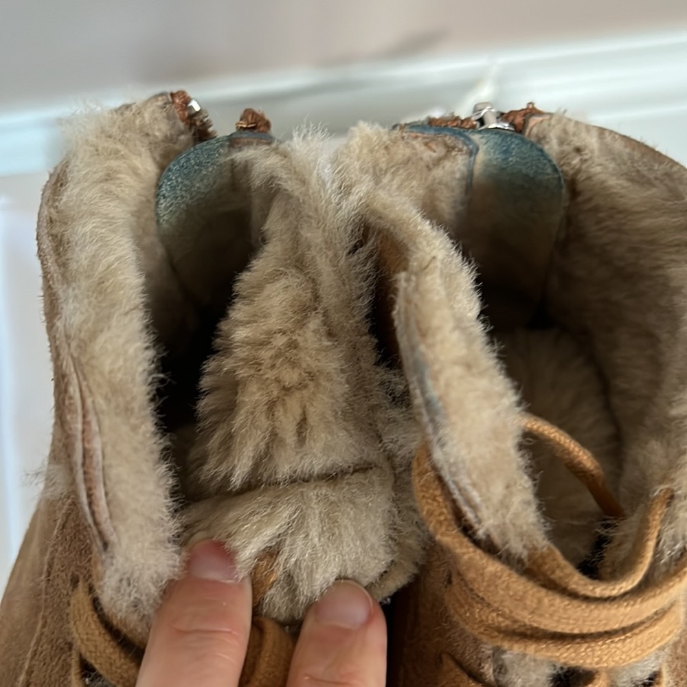 Common Projects Tournament Shearling High Tops - image 5